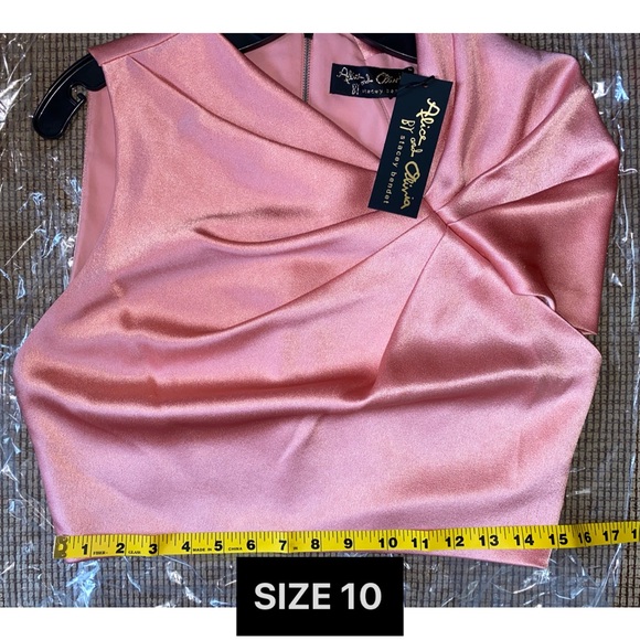 Alice + Olivia Ada Light Pink Ruffle Crop Top - Picture 8 of 16